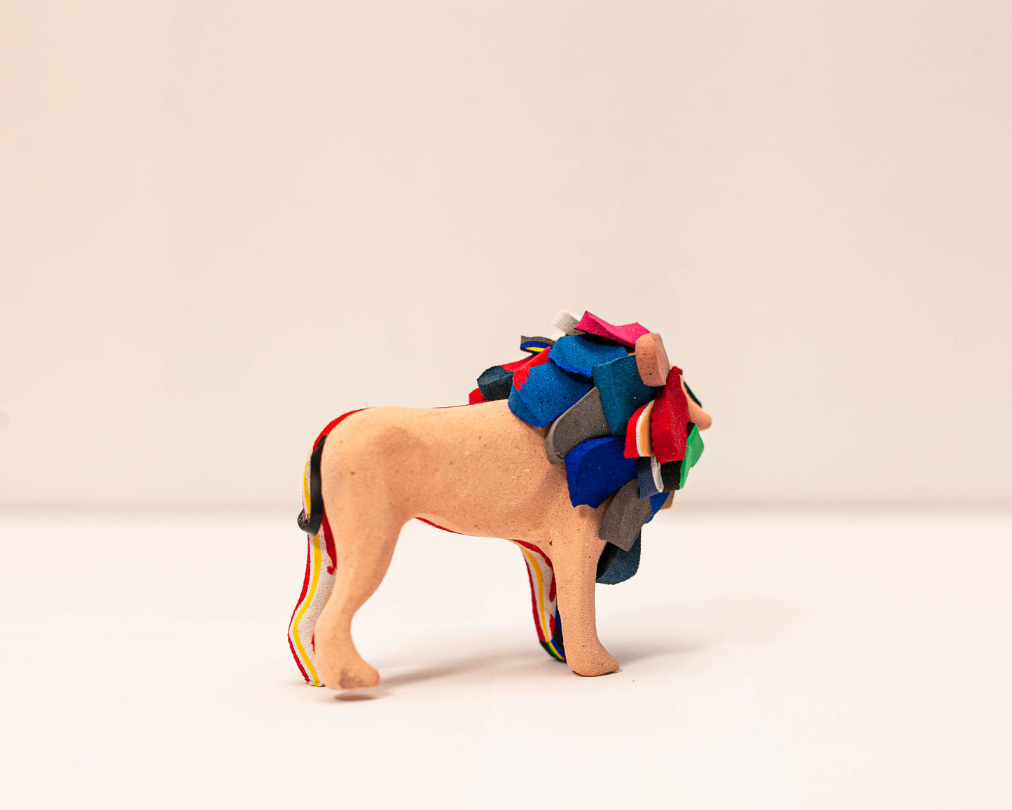 Handmade recycled flip flop lion sculpture by RFFS Studio, Cape Town